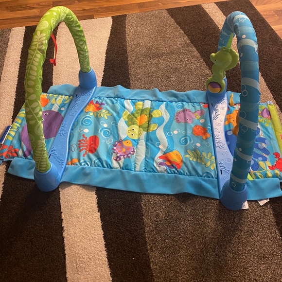 Fisher-Price Other - Fisher Price 3 in 1 play Gym